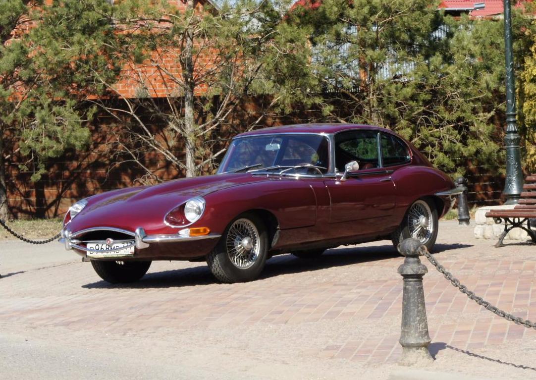 1968 Jaguar E-type